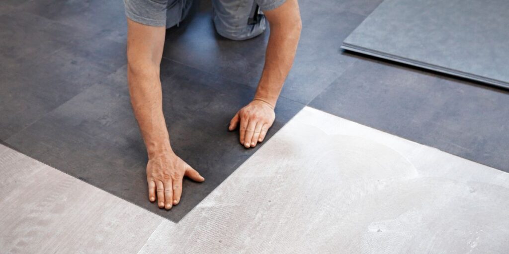 how long does vinyl flooring last