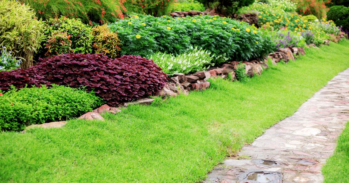 What Does a Landscaper Do: Detailed Guide 2023 2 what does a landscaper do