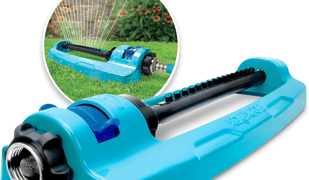 8 Best Lawn Sprinklers for a Lush Green Lawn 1 best lawn sprinklers