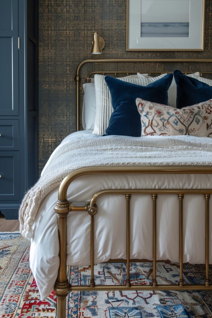 29 Guest Room Ideas for Small Rooms with Clever Space-Saving Solutions 24 Art Deco Small Guest Room Style