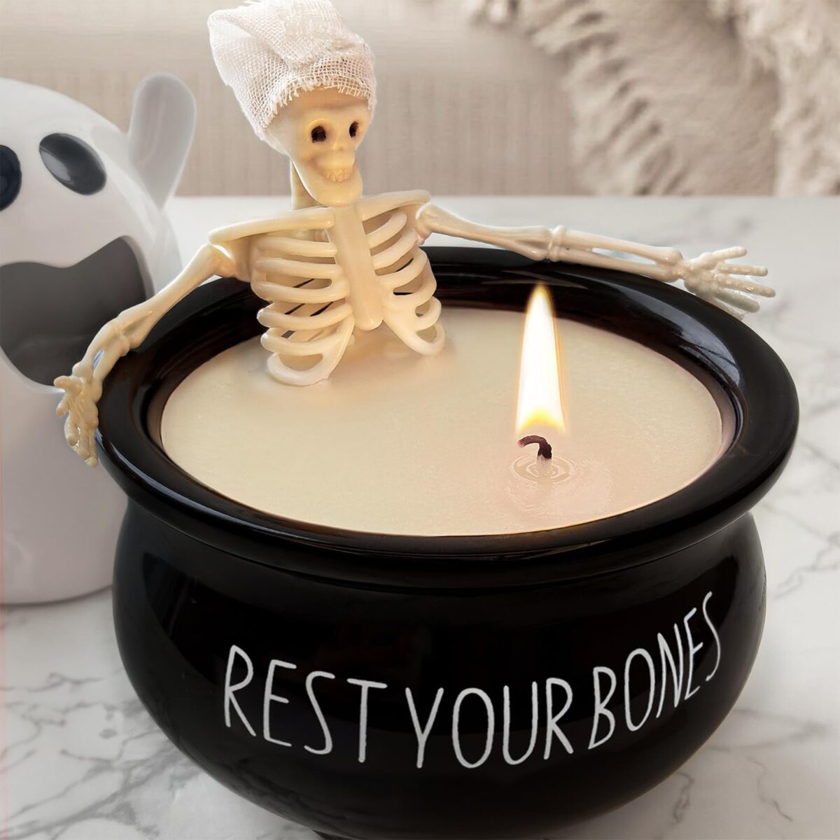 25 Halloween Candles That Create Perfect Spooky Atmosphere for Your Home 6 Halloween Candles